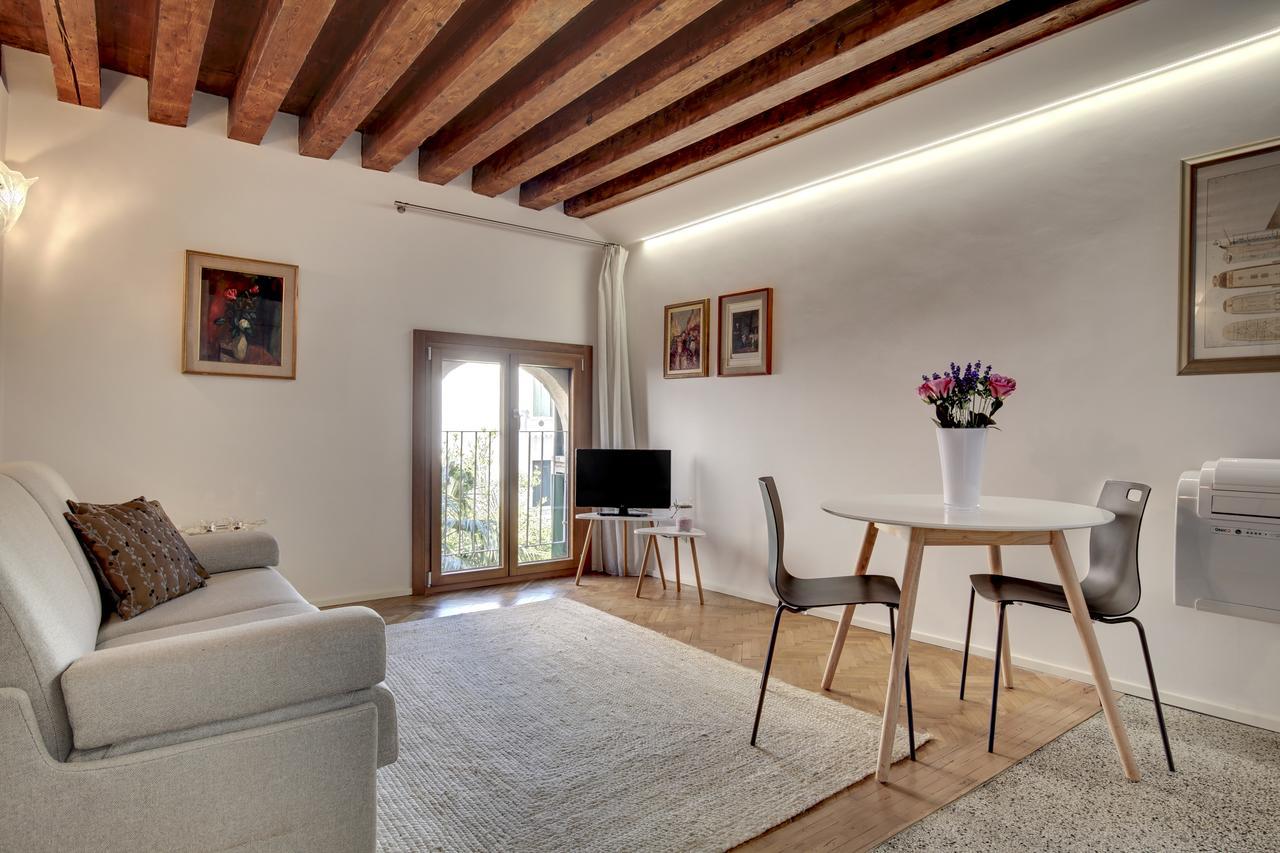 Guglie Design Apartments Венеция Экстерьер фото